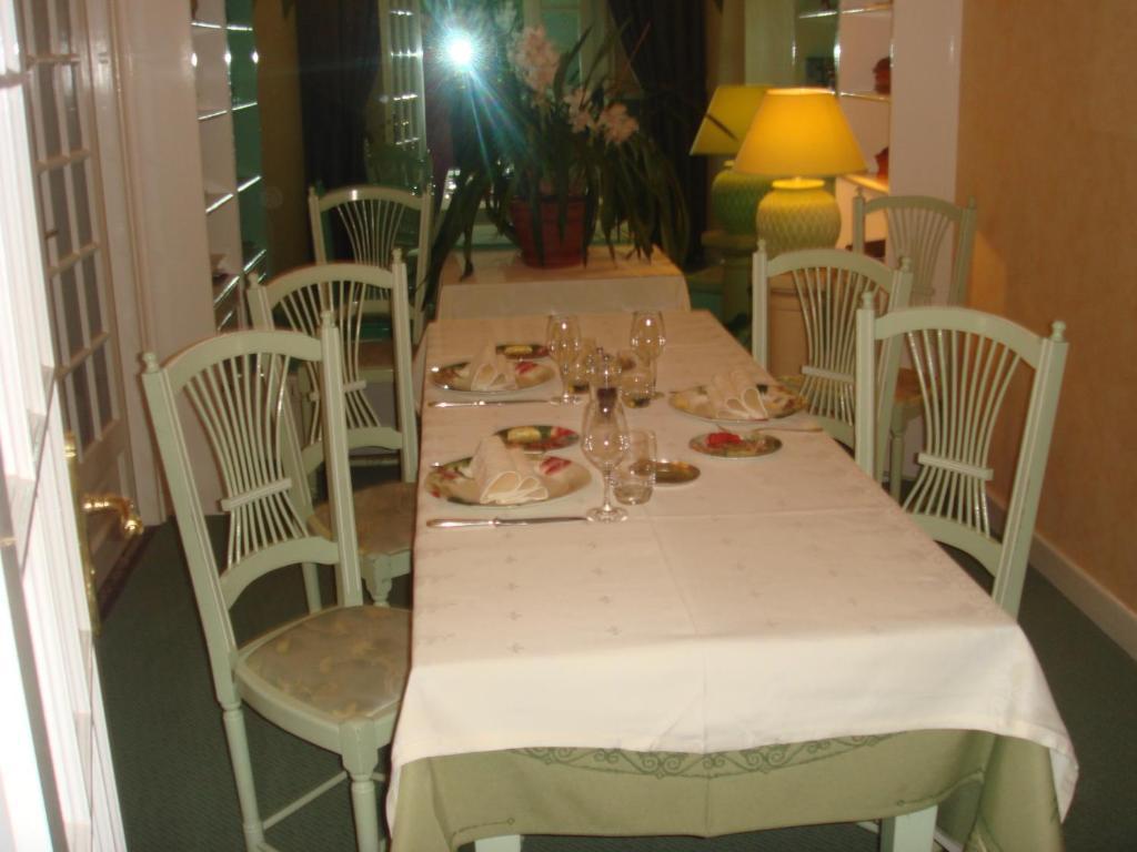 La Poste Hotel Vitry-le-François Esterno foto